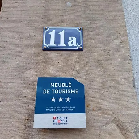 Les Du Chateau De Werde
