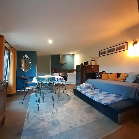 Les Du Chateau De Werde Country house