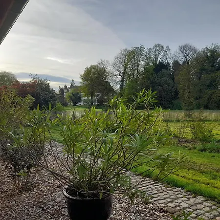 Les Du Chateau De Werde